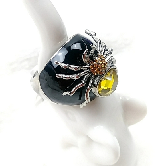 Women's Gothic Witchy Spider Ring Hypoallergenic Stainless Steel - Picture 6 of 13